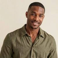 Marcus, a verified Small Penis Men community member from the body-positivity community